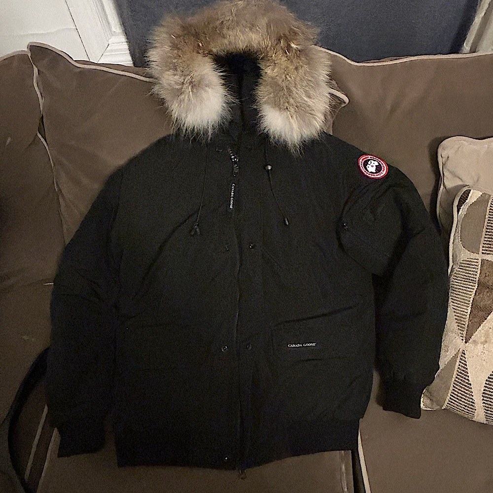 Canada Goose Chilliwack Bomber , Size Large , Good as New ,